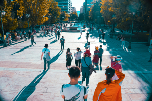 New Study Exposes Deepening Inequalities Beneath Greece’s Economic Revival