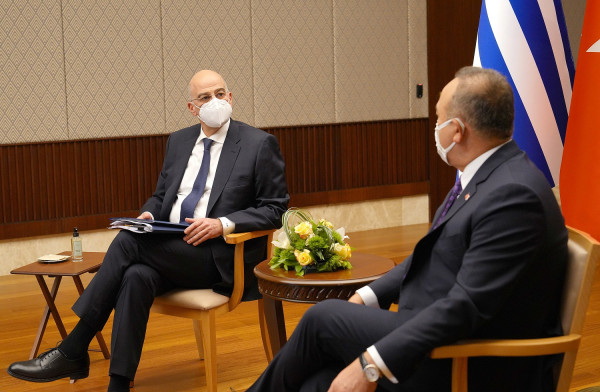 Διπλωματικές πηγές για το πινγκ πονγκ δηλώσεων Δένδια - Τσαβούσογλου