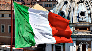 Κορονοϊός Ιταλία: Περνάει στη δεύτερη φάση της επιστροφής στην κανονικότητα - Σε ισχύ οι δηλώσεις μετακίνησης