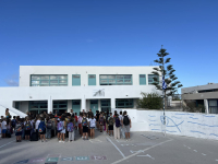 Ακόμα χωρίς δάσκαλο οι μαθητές της τετάρτης Δημοτικού στην Οία – Σε απόγνωση οι γονείς