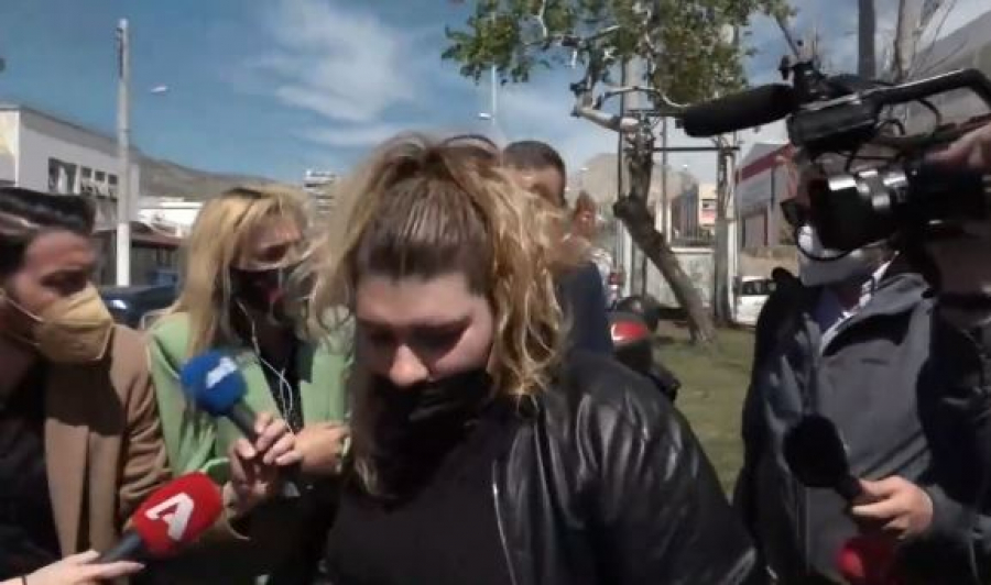 Η Δήμητρα Πισπιρίγκου διαψεύδει οτι είπε «Περιμένω την σύλληψη μου»,