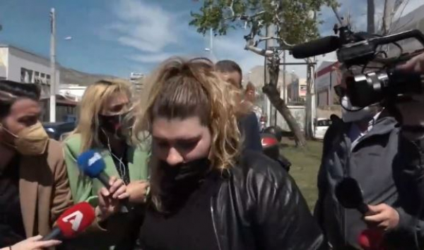 Η Δήμητρα Πισπιρίγκου διαψεύδει οτι είπε «Περιμένω την σύλληψη μου»,