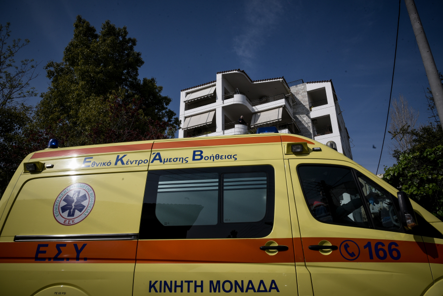 Θεσσαλονίκη: «Το απορριμματοφόρο μας χτύπησε από πίσω», λέει ο πατέρας της 15χρονης
