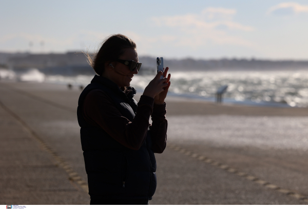 Καιρός σήμερα: Ανεβαίνει η θερμοκρασία - Πού αναμένονται βροχές