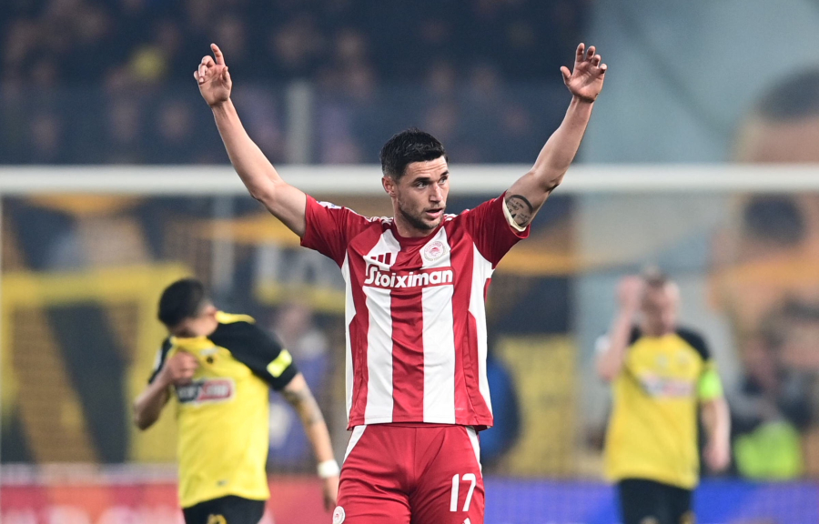 ΑΕΚ - Ολυμπιακός 0-1: Μισό... πρωτάθλημα για τους «ερυθρόλευκους»