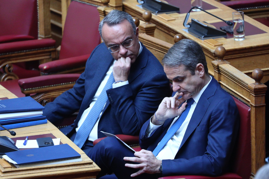 Το νέο πολιτικό τοπίο εδραιώνεται: Πώς τείνει να διαμορφωθεί η επόμενη μέρα