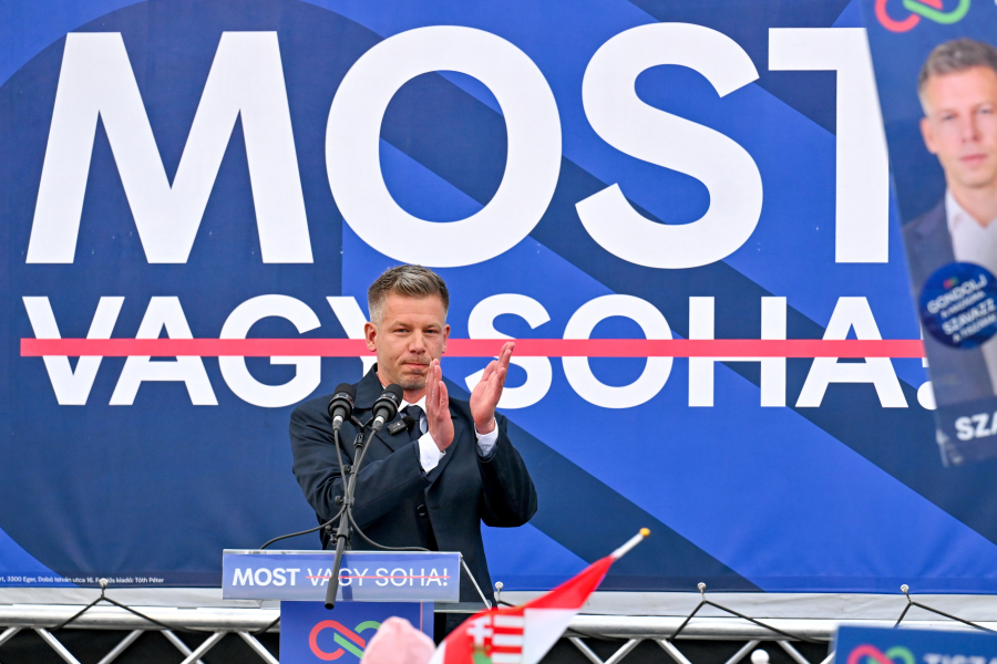 Ουγγαρία: Θετικός σε συνομιλίες με τη Ρωσία ο Πέτερ Μάγιαρ