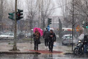 Ψύχος θα κυριαρχήσει στη χώρα- Ο «Ραφαήλ» και η «Σοφία» φέρνουν έντονα καιρικά φαινόμενα (χαρτης, vids)