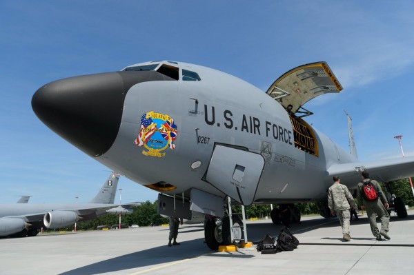 ΗΠΑ: Δεκαέξι νεκροί από πτώση αμερικανικού μεταγωγικού αεροσκάφους στο Μισισίπι