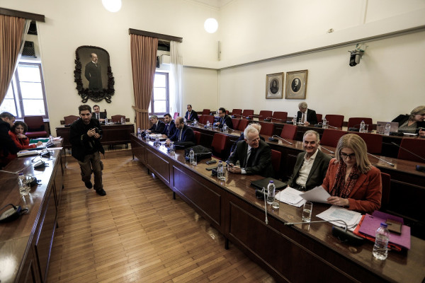 Novartis: Η Προανακριτική αποφάσισε κλήτευση των προστατευόμενων μαρτύρων