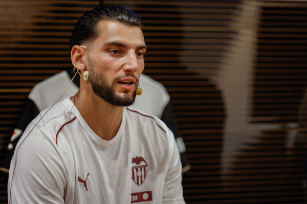 Βαλένθια: Συνελήφθη ο Ράφα Μιρ, κατηγορείται για σεξουαλική επίθεση