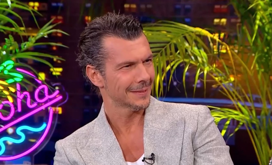 Παπαζήσης: Ο γιός του και η σχέση του με την Αδαμοπούλου – «Είμαι ευτυχισμένος χωρισμένος»