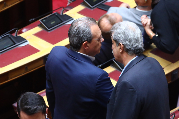 ΣΥΡΙΖΑ: Πολάκης - Παππάς ζητούν από τον Φάμελλο άμεσο «ξεκαθάρισμα» λόγω Τσίπρα