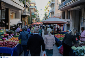 Market Pass: Σε αυτά τα καταστήματα κάνετε αγορές με την άυλη κάρτα, τι ισχύει για λαϊκές αγορές και e-shop