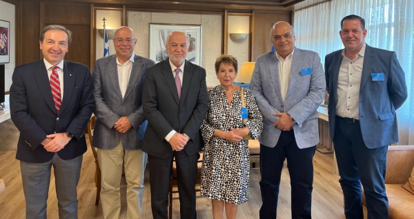 Συνάντηση Φλωρίδη με εκπροσώπους Συμβολαιογραφικών Συλλόγων Ελλάδος