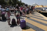 Το πλοίο Azimut συνδέει ακτοπλοϊκά όλο το Ιόνιο