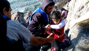 Λέσβος: Απόβαση περίπου 500 μεταναστών με 13 βάρκες