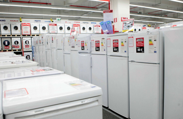 Νέα επιδότηση ηλεκτρικών συσκευών με «έξυπνο» κουπόνι για κλιματιστικά, πλυντήρια και φούρνους