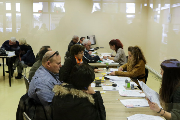 ΚΤΗΜΑΤΟΛΟΓΙΟ - ΠΑΡΑΤΑΣΗ Photo: Eurokinissi