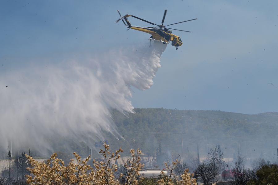 Αντώναρος μετά τη φωτιά στην Πολυτεχνειούπολη: Οι 4 πρώην πρωθυπουργοί να θέσουν κοινό τελεσίγραφο στον Μητσοτάκη