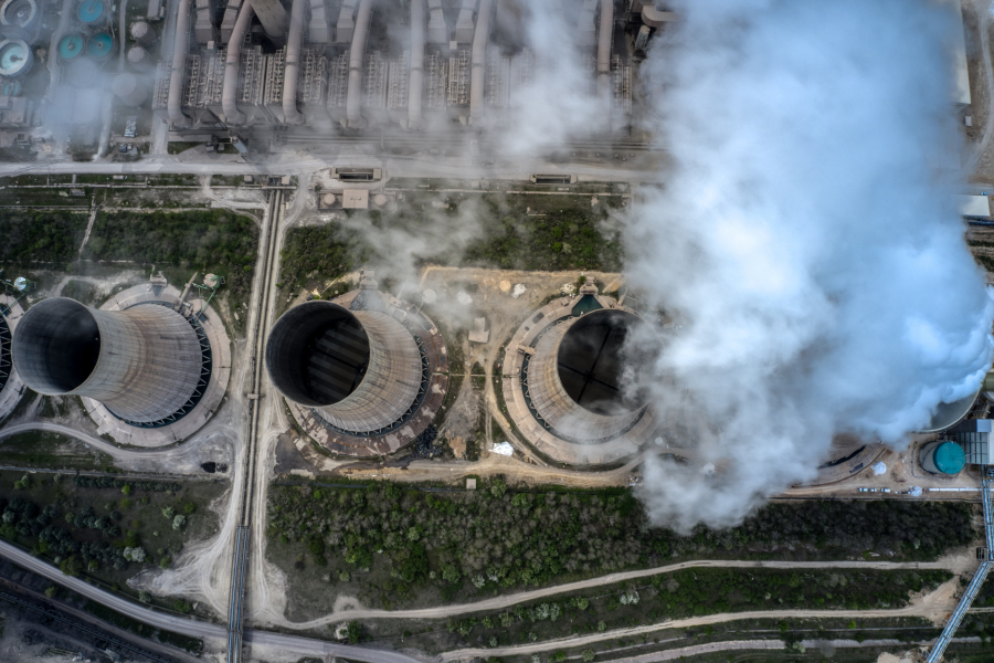 Τιμή ρεύματος: Οι «αναποφάσιστες Βρυξέλλες» και το ρωσικό εμπάργκο πίσω από την παράταση στην ανακοίνωση