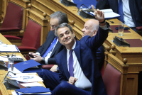 Η μεγάλη δοκιμασία της Τετάρτης - Πόσοι «γαλάζιοι» βουλευτές δεν θα ψηφίσουν υπέρ της ασυλίας;