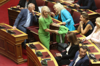 Βουλή: Τζάκρη, Γαβρήλος συνυπογράφουν ερώτηση του ΣΥΡΙΖΑ