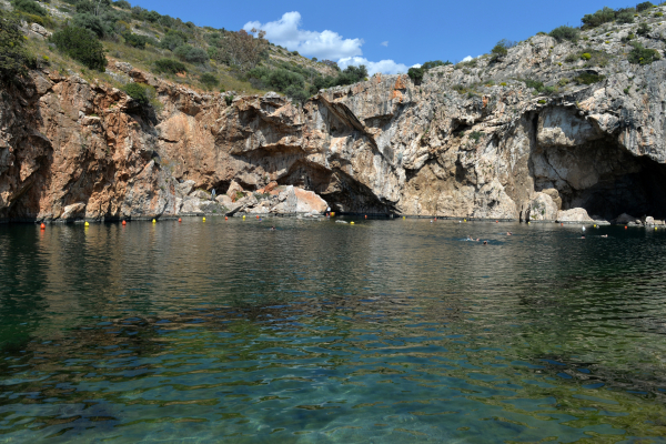 Λίμνη Βουλιαγμένης: Η άγνωστη πρωθυπουργική παραλία - Βίντεο Drone