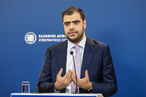 Μαρινάκης: Στηρίζουμε σε ανθρώπινο επίπεδο τον Πάνο Ρούτσι