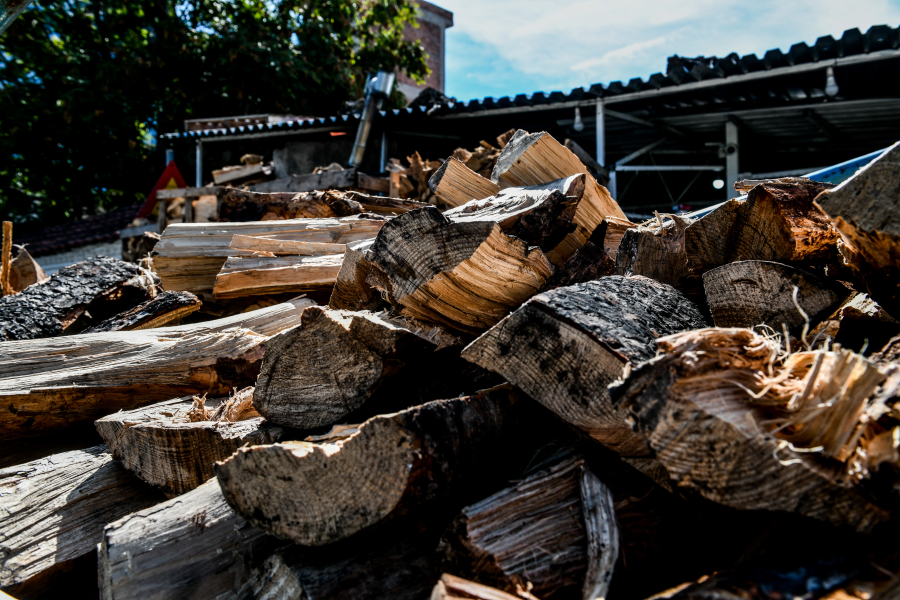 Θέρμανση: Και με τη βούλα καταγράφονται τα αποθέματα σε καυσόξυλα και πέλλετ