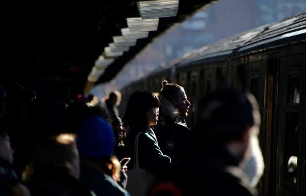 Στο «απόσπασμα» οικογενειακά επιδόματα, φοροαπαλλαγές και δωρεάν κάρτες μεταφοράς