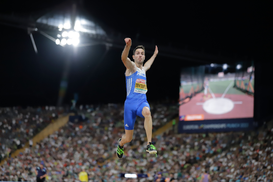 «Χρυσός» ο Μίλτος Τεντόγλου στο Ευρωπαϊκό του Μονάχου, «πέταξε» στα 8,52 (βίντεο)