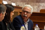 Την κατάργηση της αξιολόγησης των εκπαιδευτικών ανακοίνωσε ο Γαβρόγλου