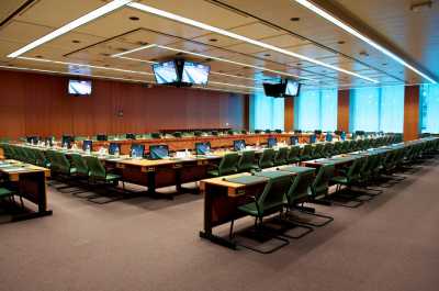 Αναβάλλεται για αύριο το Euro working Group