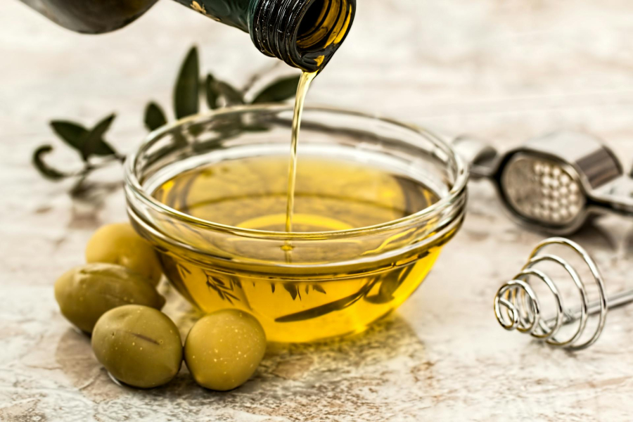 Ανακαλείται μολυσμένο και επικίνδυνο ελληνικό ελαιόλαδο - «Καμπανάκι» στις ευρωπαϊκές αγορές