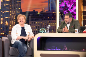 The 2night Show: Ο Πέτρος Γαιτάνος στην παρέα του Γρηγόρη Αρναούτογλου