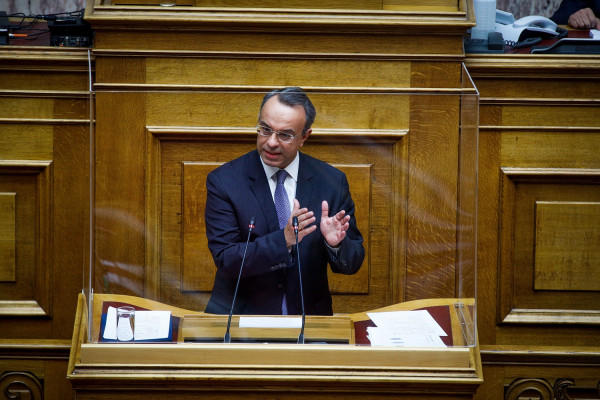 Nέα έξοδος στις αγορές με δεκαετές ομόλογο