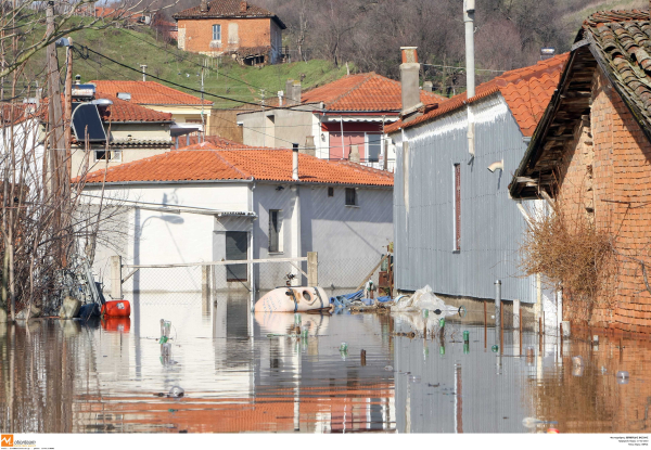 Σε «Red Code» ο Έβρος: Υψηλός κίνδυνος για πλημμύρες και υπερχείλισης του ποταμού