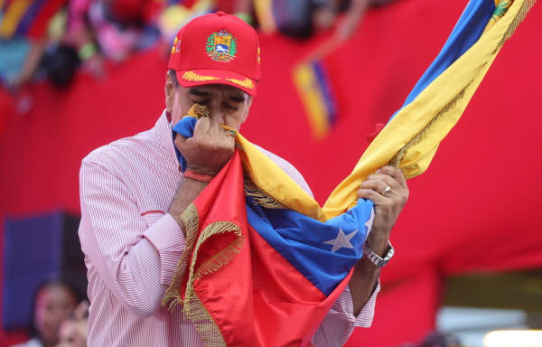 FOX NEWS: Ο Μαδούρο έκανε διάγγελμα την ώρα που ξεκίνησε η αμερικανική επιχείρηση στη Βενεζουέλα