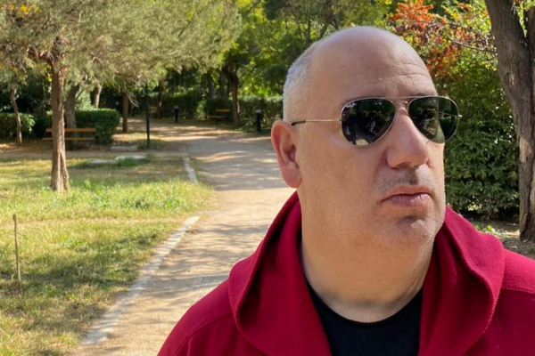 Πένθος στον δημοσιογραφικό κόσμο: Πέθανε ο Βασίλης Μπουζιώτης