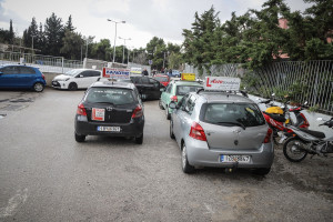 Δίπλωμα οδήγησης: Αυτές είναι οι αλλαγές για 17αρηδες και «γουρούνες»