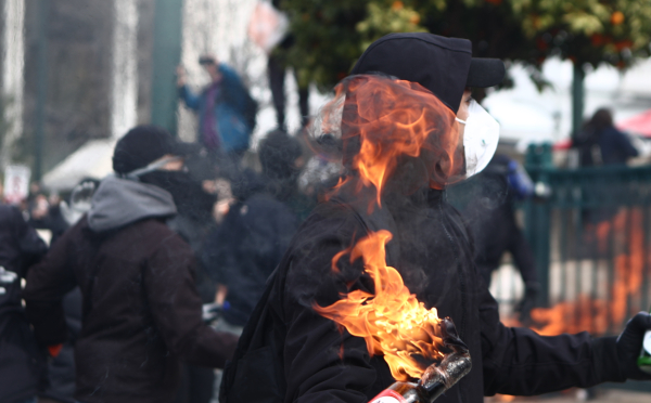 Πορεία για Τέμπη: Ποινική δίωξη για βαριά αδικήματα στους συλληφθέντες των χθεσινών επεισοδίων