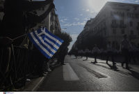Με καλό καιρό η παρέλαση: Πού θα κυμανθεί η θερμοκρασία το τριήμερο