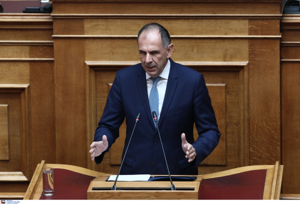Γεραπετρίτης στις προγραμματικές δηλώσεις: «ΑΟΖ και υφαλοκρηπίδα με Τουρκία»