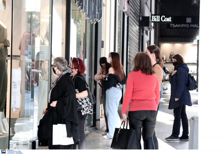 Μοντέλο εστίασης και στο λιανεμπόριο: Εξετάζεται click away για ανεμβολίαστους στα καταστήματα (βίντεο)