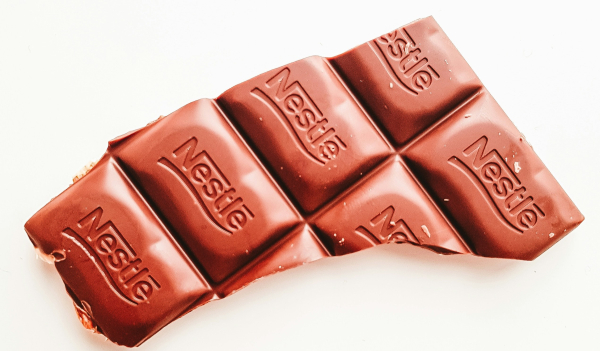 «Μαύρα σύννεφα» στη Nestle: Ανακοίνωσε 16.000 απολύσεις την επόμενη διετία