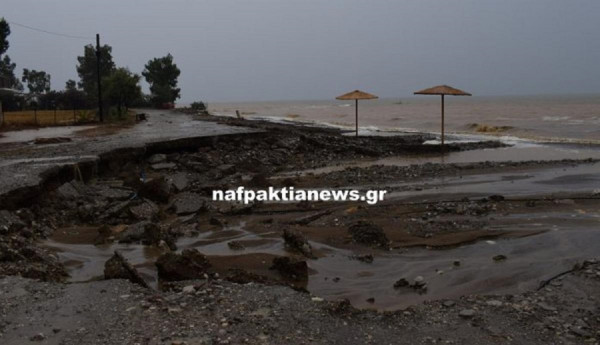 Κακοκαιρία στη Ναυπακτία: Μεγάλες ζημιές αποκάλυψε το πρώτο φως της μέρας (pics+vid)