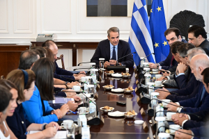 «Επιχείρηση αποφόρτιση» για τον ΟΠΕΚΕΠΕ