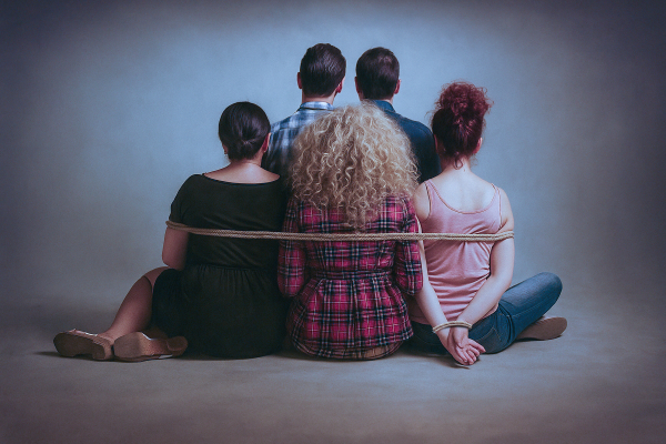 «Στο Παρά Πέντε»: Επιστρέφει 20 χρόνια μετά με μοναδικό reunion στο MEGA