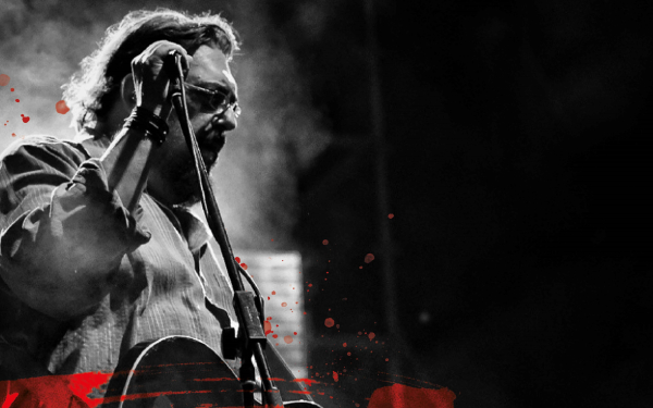 Χιλιάδες κόσμου στη συναυλία-αφιέρωμα στον Λαυρέντη Μαχαιρίτσα